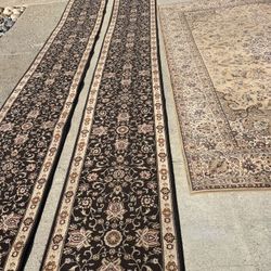 2 Area Rugs/ 2 Rug Runners $100