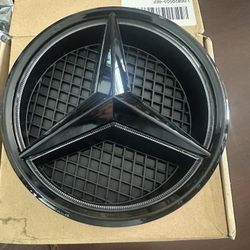Mercedes LED Light Up Emblem 