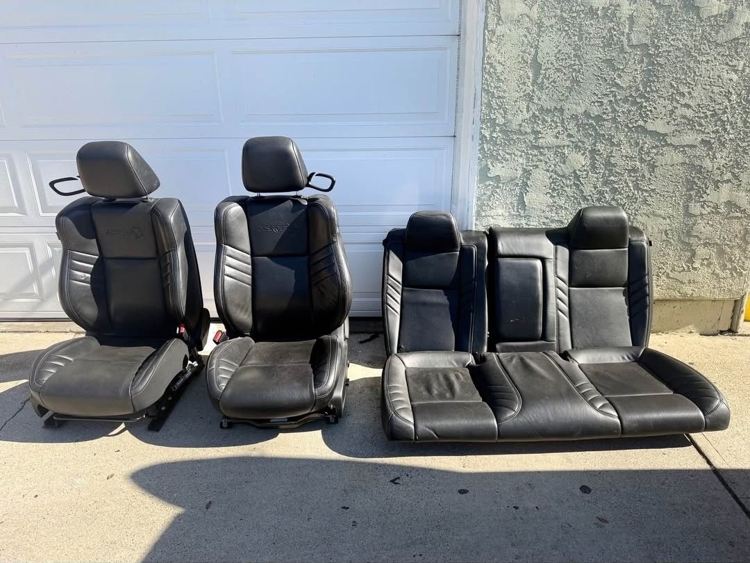 Dodge Challenger Srt Hellcat Seats 