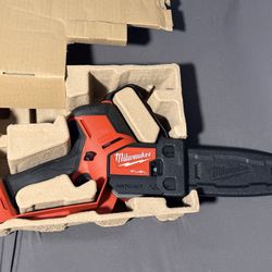MILWAUKEE M18 FUEL  HATCHET 8” Inch 