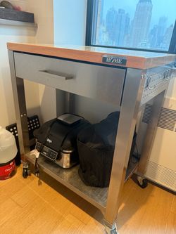 Seville Classics Island Workbench