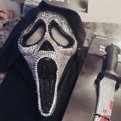 Ghost face Halloween mask with accessory