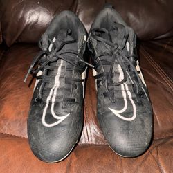 Nike Aplha cleats size 9.5