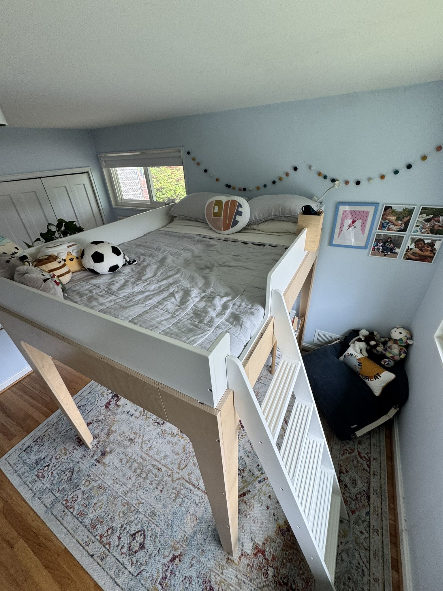Oeuf NY Perch Full Loft Bed with Shelves (desk sold separately)