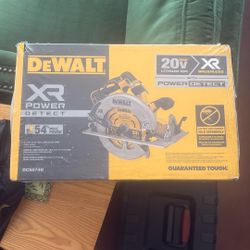 Dewalt Circular Saw