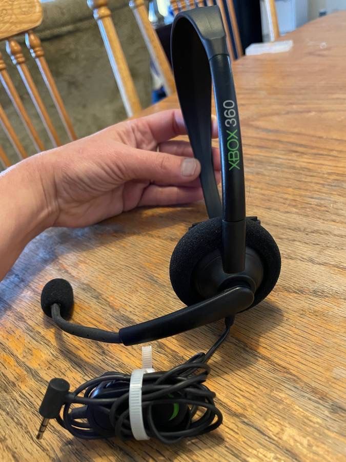 Microsoft Xbox 360 Headphones 1 Ear & Microphone Gaming Online Wrap With Cord Connection
