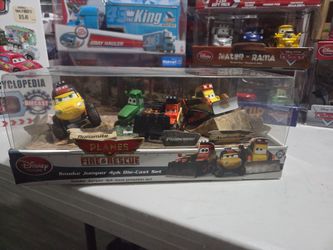Disney planes smoke jumper set(2)
