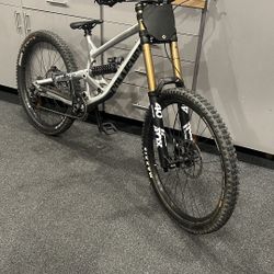 Commencal FRS Dh Bike