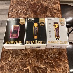 Wahl Professional Haircutting Clipper Bundle.