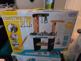 Brand new construction site Playset toy tractor rocks