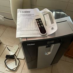 Haier HPND14XHT-E 14,000 BTU dual-hose portable air conditioner