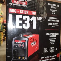 Lincoln Electric
140 Amp LE31MP Multi-
Process Stick/MIG/Flux-
Core/TIG, 120V,