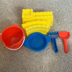 Sand Castle Bucket Set 