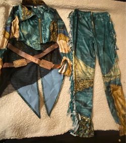 Disney Descendants 3 UMA Costume Set