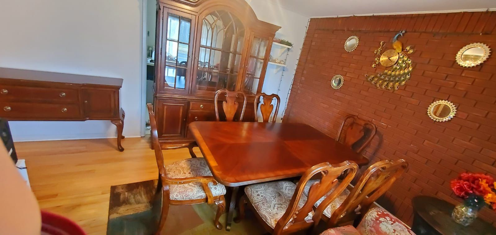 Solid wood Dinning room set