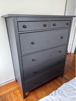 IKEA Hemnes Dresser - Grey wash