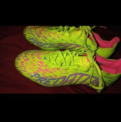 Adidas futbol soccer cleats