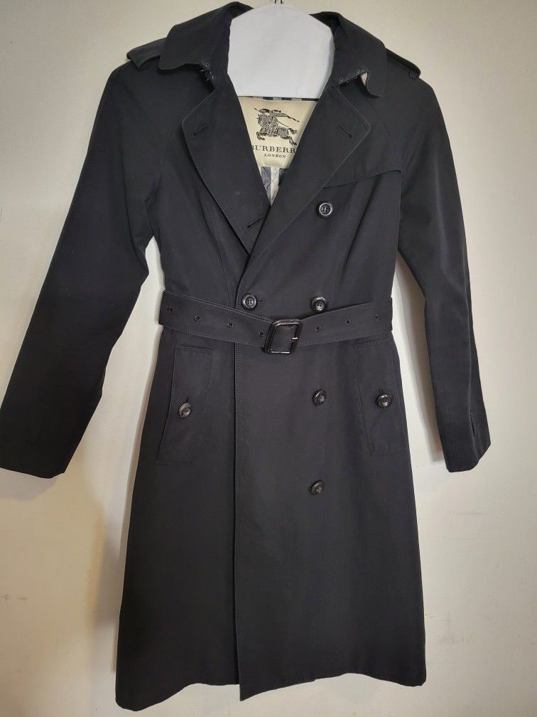 Trench Coat With Removable Vest 