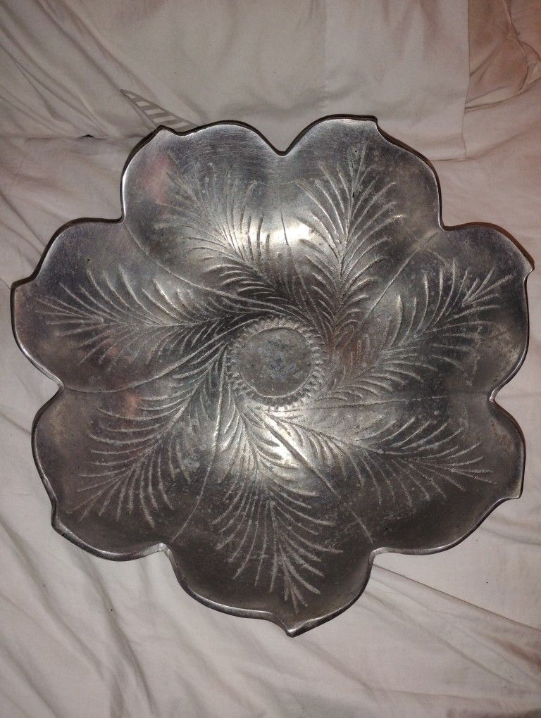 Vintage Aluminum Flower Shaped Bowl