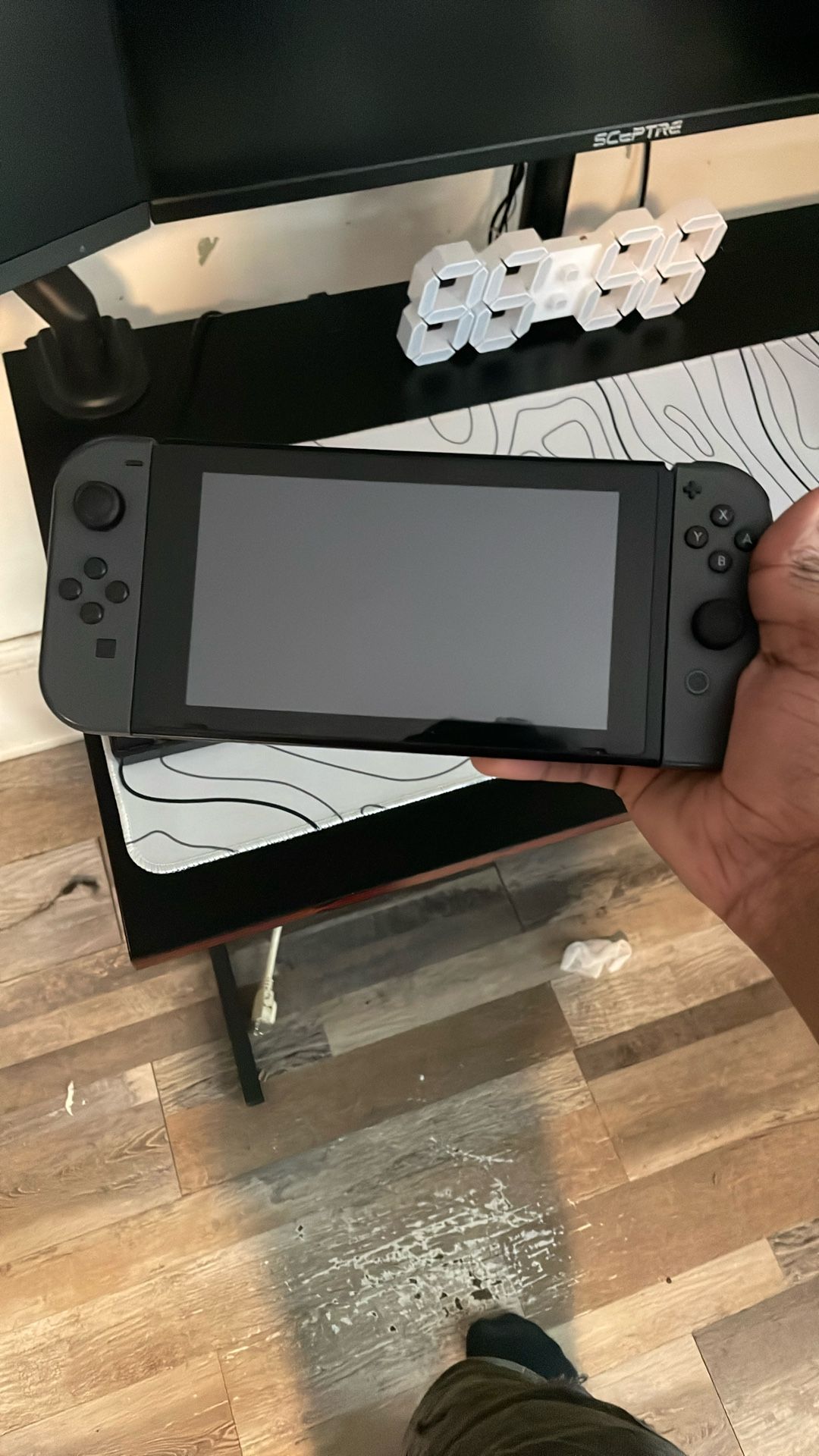 Grey Nintendo Switch 1