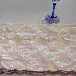 Vintage Irish Linen Wine Glass Slipper