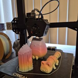 Creality 3D Printer (Spools Included)