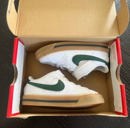 Nike Court Legacy 8C