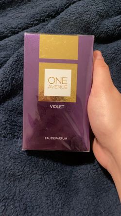 One avenue violet