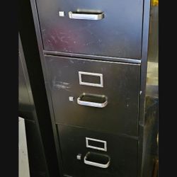 4 Drawer File Cabinets