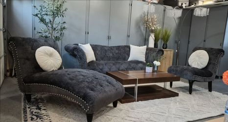 3pc- Tufted Living Room Set