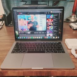 Apple MacBook Pro, Touchbar, 18