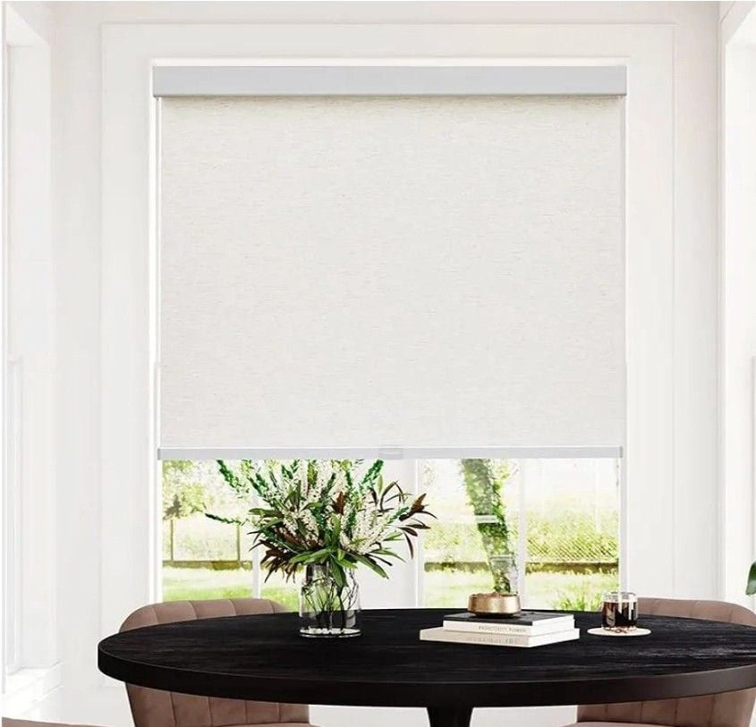 MaterialPolyester BrandPersilux ColorCream (Light Filtering) Recommended Uses For ProductIndoor Specific Uses For ProductWindow Room TypeOffice, Bedro