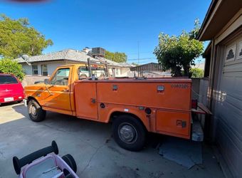 1996 Ford F-250 Utility Service Truck