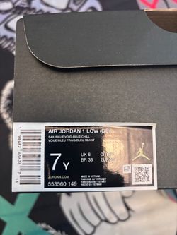Jordan 1 low Size 7y