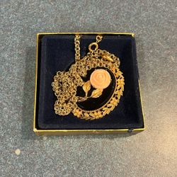 Vintage AVON Necklace Serena Rose Cameo Pendant Mirror On Reverse