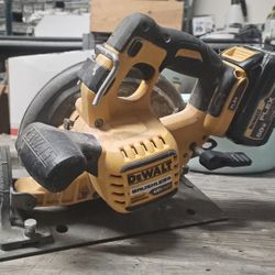 DeWALT Cordless Circular Saw