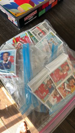 Bunch of panini stickers