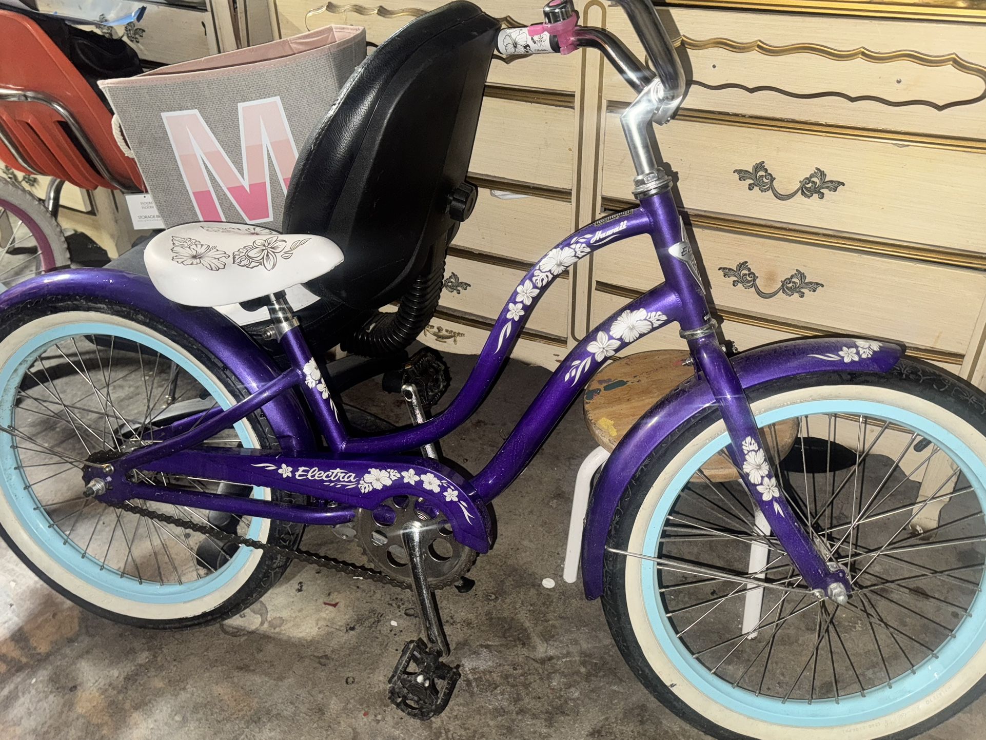 Electra Girls Cruiser Bike