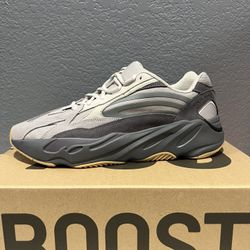 Adidas Yeezy Boost 700 V2 Tephra Size 12