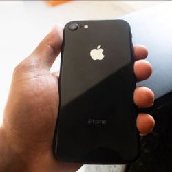 iPhone 8 Unlocked With Warranty 