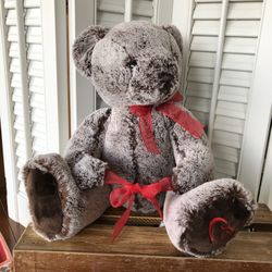 Plush Gifting Bear