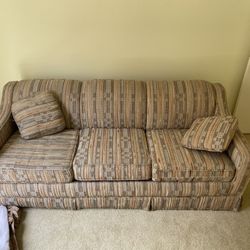 Couch And Pull Out Bed 