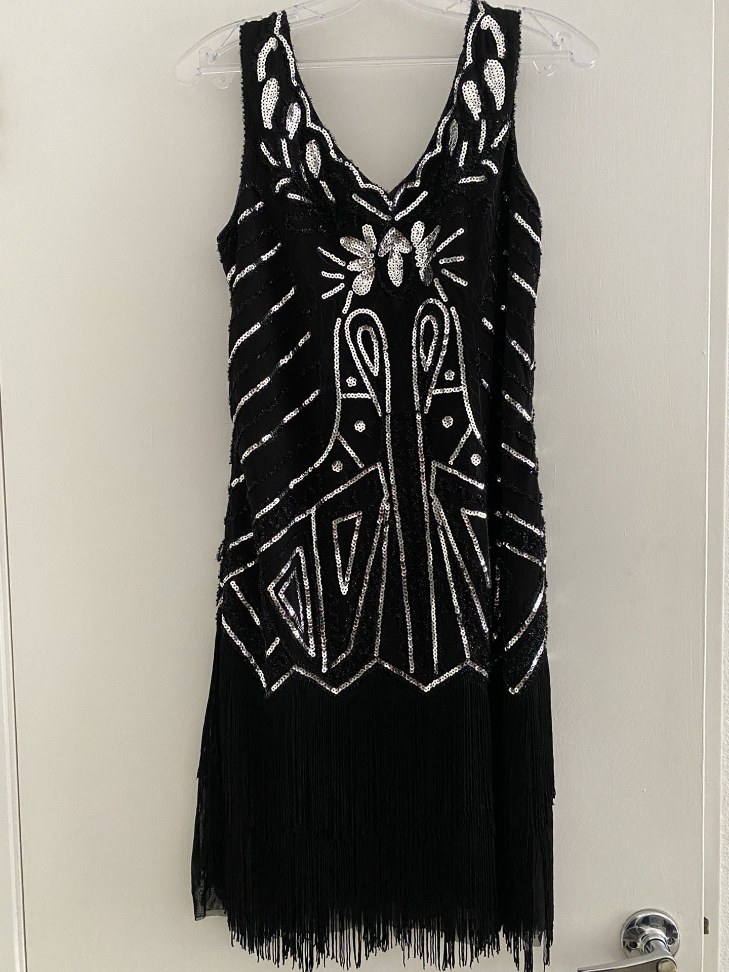 BABEYOND Women's Flapper Dresses 1920s V Neck Beaded Fringed Great Gatsby Dress  XL Worn Once 
