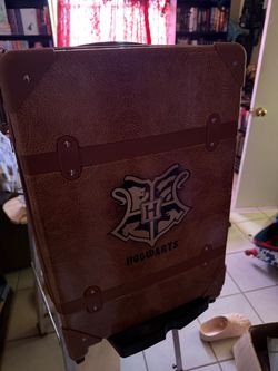 Hogwarts 20 inch luggage