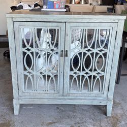 Beautiful Console Table - Cabinet - Accent cabinet