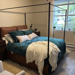Modern Canopy Bed Frame, Queen