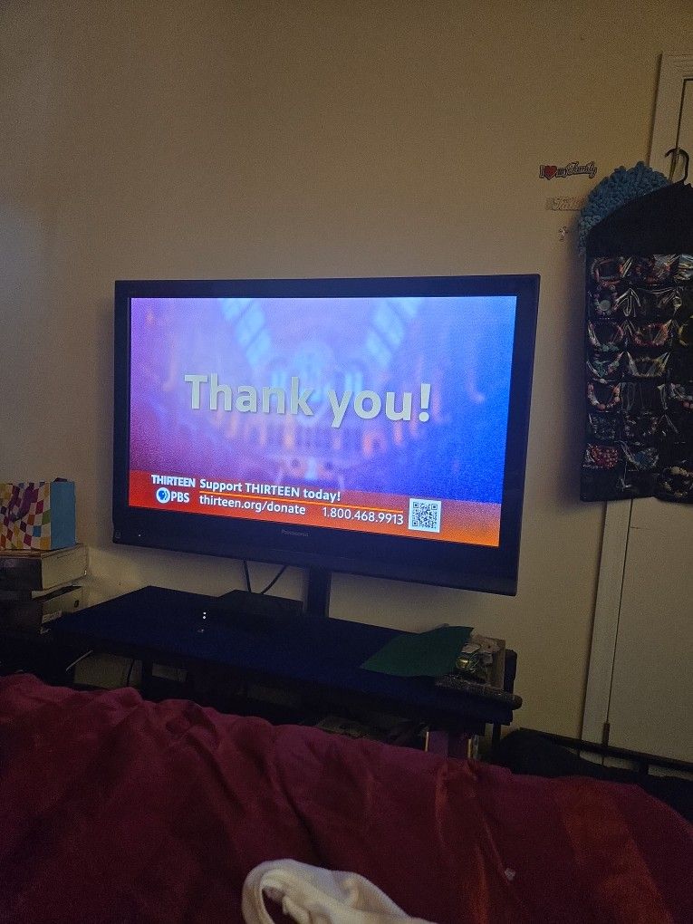 50 Inch TV With Stand
