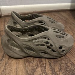 Adidas Yeezy Foam Runner Sz12