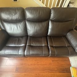 Harvey Leather Power Reclining Sofa With Power Headrests 