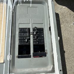 Panel Box 60 Amp Main And 10 Breakers